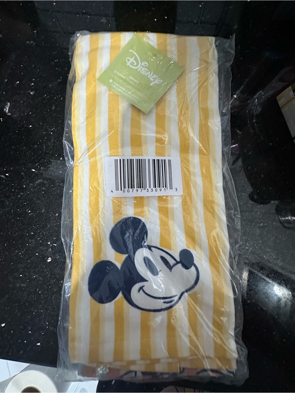2-Pack Disney Mickey Kitchen Towels-cotton-15"H x 26"W NEW